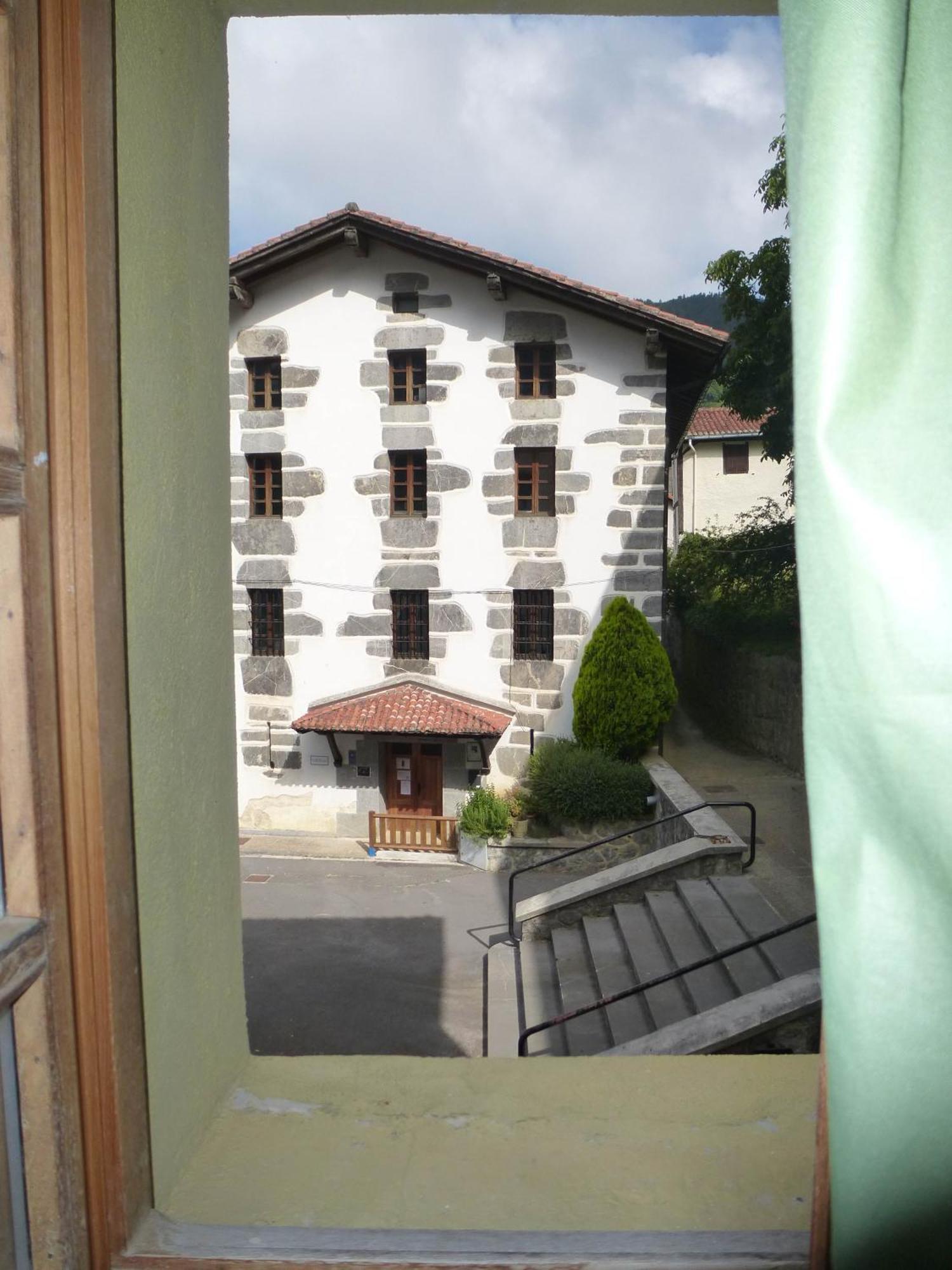 Beizamako Aterpetxea - Albergue Turistico De Beizama Rom bilde